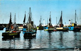 La Turballe * Les Bateaux De Pêche à Quai Dans Le Port * Bateau LA TURBALLAISE - La Turballe