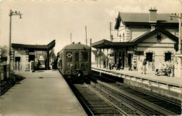 La Celle St Cloud * Bougival * Vue Sur La Gare * Train Ligne Chemin De Fer - La Celle Saint Cloud