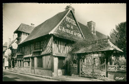 Cp Dentelée - PONT L'EVEQUE - L'Hôtel De L'Aigle D'Or - Edit. CIM - Oblit. RELAIS NORMAND VICOMTE D'AUGE 1956 - Pont-l'Evèque