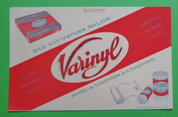 Buvard 536 - Laboratoire - VARINYL - Etat D'usage : Voir Photos - 21x13.5 Cm Environ - Vers 1950 - Produits Pharmaceutiques