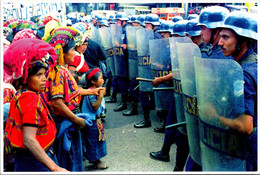 (1 E 7) Guatemala - Police Force & Native Indians Peoples (protest) - Guatemala