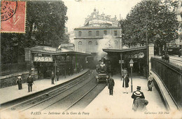 Paris * 16ème * Intérieur De La Gare De Passy * Train Locomotive * Ligne Chemin De Fer - Arrondissement: 16