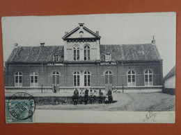 Avennes Ecole Comunale Justice De Paix - Braives