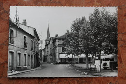 ANDREZIEUX (42) - PLACE DU FOREZ - Andrézieux-Bouthéon