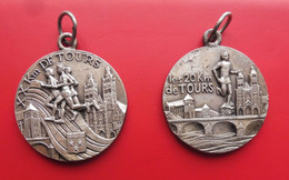 Lot 2 Médailles Sportives - Course LES 20 KM DE TOURS - Athlétisme