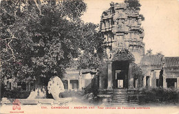 Cambodge      Angkor   Tour Centrale De L'enceinte Extérieure  (voir Scan) - Cambodge