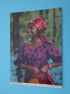 TOWN GIRL / NIGERIA ( Photo E. Ludwig / John Hinde ) Anno 19?? ( See / Voir Scan ) - Nigeria