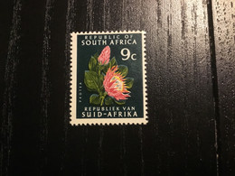 South Africa  Y&T Lot ** / MNH - Nuovi