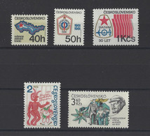 TCHECOSLOVAQUIE  YT   N° 2448/2452   Neuf **   1981 - Unused Stamps