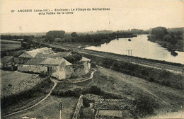 Ancenis * Environs * Le Village Du Bernardeau Et La Vallée De La Loire * Ligne De Chemin De Fer * Village Hameau - Ancenis