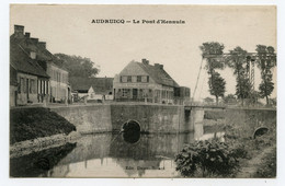 Audruicq  Le Pont D'hennuin,commerce.à La Descente Des Voyageurs - Audruicq