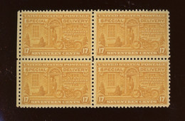 17c Yellow.  Special Delivery.  Mint N.H.  **block Of 4  Cote Yv:  6,00 € X 4 = 24,-€ Motorcycle Moto - Special Delivery, Registration & Certified