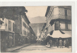 73 Savoie - Albertville - La Rue Gambetta Animée  Jour De Foire  Marché - Editeur Grimal - Albertville