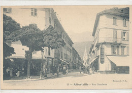 73 Savoie - Albertville - La Rue Gambetta Animée  Jour De Foire  Marché - Editeur JPL - Albertville