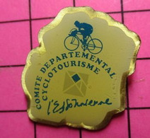 411e Pin's Pins / Beau Et Rare / THEME : SPORTS / CYCLISME COMITE DEPARTEMENTAL ESSONNE CYCLOTOURISME L'ESSONNIENNE - Cyclisme