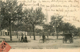 Valence D'agen * La Place De La Liberté * Attelage - Autres & Non Classés