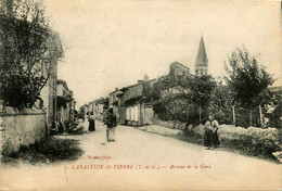 Labastide St Pierre * Avenue De La Gare * Villageois - Labastide Saint Pierre