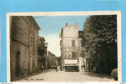 CARCES--rue Du Maréchal Foch -commerces   Animée- -années 30-édition Auguste - Carces