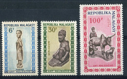 MADAGASCAR  1964   MNH   " ART MALGACHE " -  3  VAL. - Skulpturen
