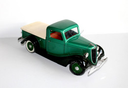 SOLIDO - FORD V8 - PICK-UP PICKUP - ECH 1/19 - VOITURE MINIATURE MADE IN FRANCE        (031221.7) - Solido