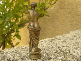 Cachet Sceau Statuette Ancien  Bronze Venus De Milo - H. 9,7 Cm - Belle Patine D'origine - Matrice Vierge - Stempels