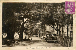 Fouras * Rue Et Le Sous Bois * Automobile Voiture Ancienne - Fouras-les-Bains