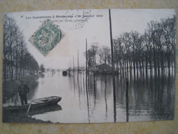 CPA.     Les Inondations à MONTEREAU Le 26 Janvier 1910 - Montereau