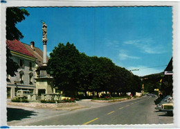 Neumarkt - Pestsäule - Marktplatz - Auto - Neumarkt