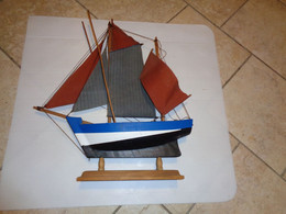 MAQUETTE   REPRESENTE UN THONIER  VOIR  PHOTOS - Boats