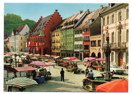Allemagne--FREIBURG IM BREISGAU ---Place Du Marché (animée)..................à Saisir - Freiburg I. Br.