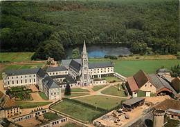 61 - Soligny La Trappe - Abbaye De La Trappe - Les Bâtiments Claustraux - Vue Aérienne - CPM - Voir Scans Recto-Verso - Sonstige Gemeinden