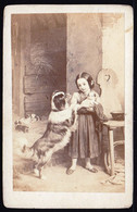 Vers 1875 PHOTO CDV GOUPIL ? - Filette Avec Chien Et Poupée ! - Old (before 1900)
