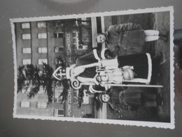 POLOGNE - SAINT NICOLAS AVEC 2 ENFANTS - CPSM CARTE PHOTO FORMAT CPA ECRITE NON COMPOSTEE DE 1959 - Polen