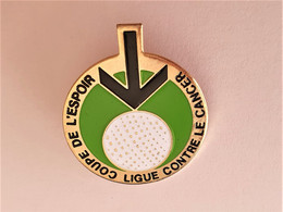 PINS Coupe De L'espoir Golf Ligue Contre Le Cancer / 33NAT - Golf