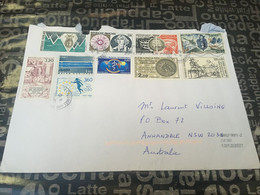 (1 E 26) Large Letter Posted Fron France From Australia (during COVID-19 Pandemic) With Many Stamps - Lettres & Documents