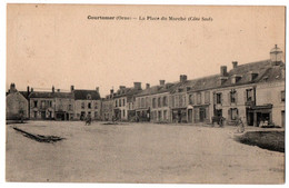 61 COURTOMER - La Place Du Marché - Coté Sud - Cpa Orne - Courtomer