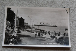 G44, Cowes, Queen Mary Passing, Angleterre - Cowes