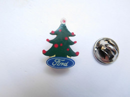 Beau Pin's , Auto , Ford , Sapin - Ford