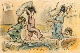 Germaine BOURET Bouret * CPA Illustrateur * éditeur M.S. Paris * La Bataille De Polochons ! * Enfants - Bouret, Germaine