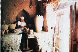 ►    CPSM  Sultanate Of Oman   Potier Potter At Bahia - Oman