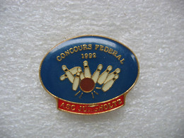 Pin's ASC Jungholtz, Concours Fédéral 1992 De Bowling. (Fond Bleu) - Bowling