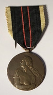 Militaria.Décoration Médaille Belge. Resistere 1940-1945. Résistance Armée. Signée Wissaert - Bélgica