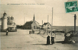 Concarneau * La Place De La Croix * Vue Générale * Phare Lighthouse - Concarneau