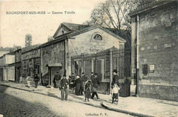 Rochefort Sur Mer * Entrée De La Caserne Tréville * Militaires Militaria * Rue - Rochefort