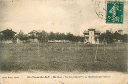 Saujon * Vue Générale Du Parc De L'établissement Thermal * Villa - Saujon