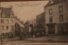 3748 Tréguier La Grande Place Entrée De La Rue St André - Tréguier