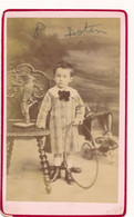 CDV Jeune Garçon Boy Identifié P. Dotin A. Clément Paris Cerceau - Old (before 1900)