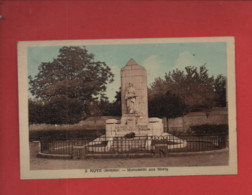 CPA -(Somme) -  Roye  (-   Monument Aux Morts - Roye