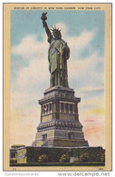 Statue Of Liberty In New York Harbor New York City New York - Statue De La Liberté