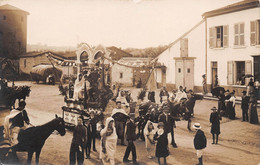 42 - Charlieu - Splendide Carte Photo N°5 - Fête De La Soierie Et Cavalcade Dans Les Rues Vers 1909-1910 - Charlieu